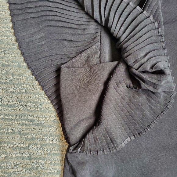 Forever 21 Sheer Black Flutter Sleeve Top - Picture 4 of 7